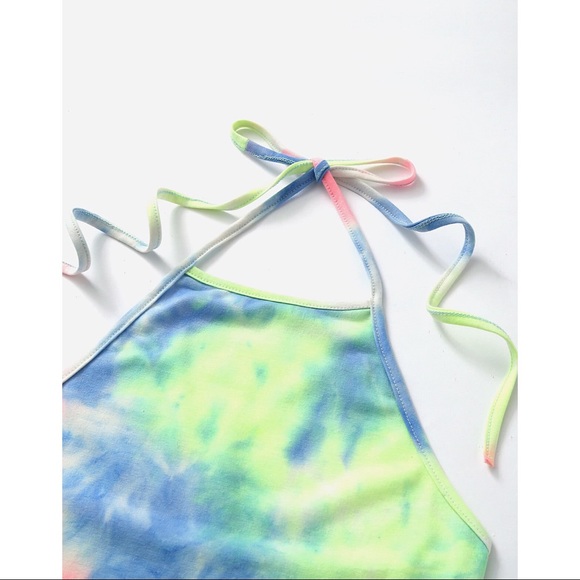 ✨Tie Dye Crop Top & Ringer Shorts✨ - Picture 4 of 6